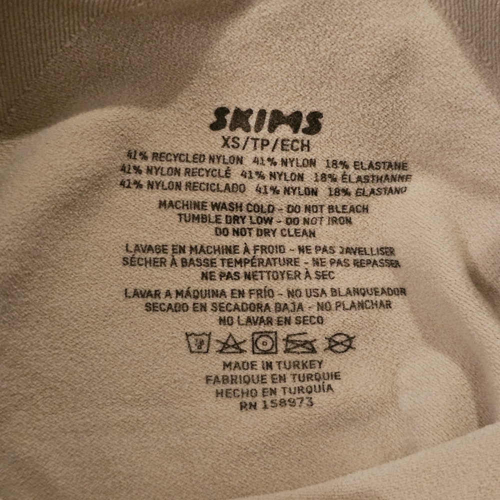 SKIMS seamless sculpt MID THIGH BODYSUIT XS - Picture 3 of 3